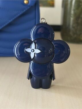 Like New Louis Vuitton Vivienne Bijou Sac Bag Charm and Key Holder